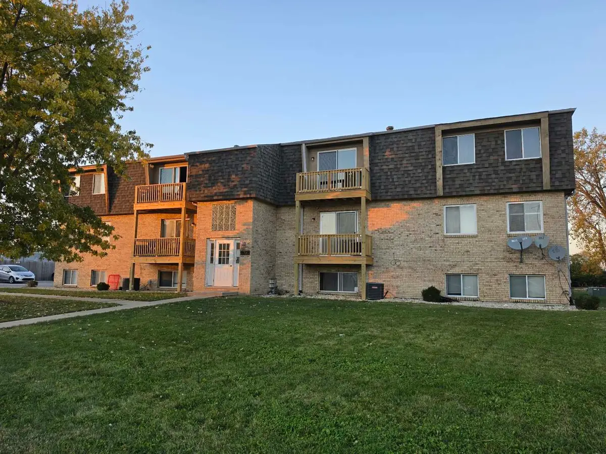 2390 Bicentennial Avenue #6, Crest Hill, IL 60403 - #1