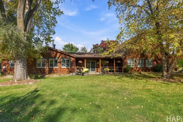22214 W Pineview Drive, Antioch, IL 60002
