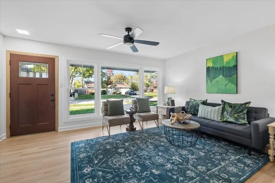 7413 Lyons Street, Morton Grove, IL 60053 - #2