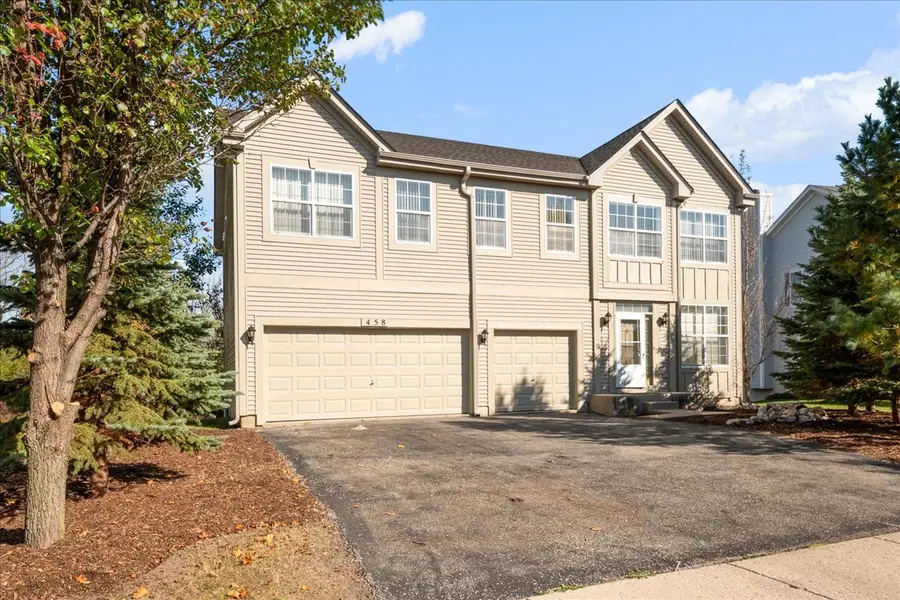 458 W Dalton Drive, Round Lake, IL 60073 - #2