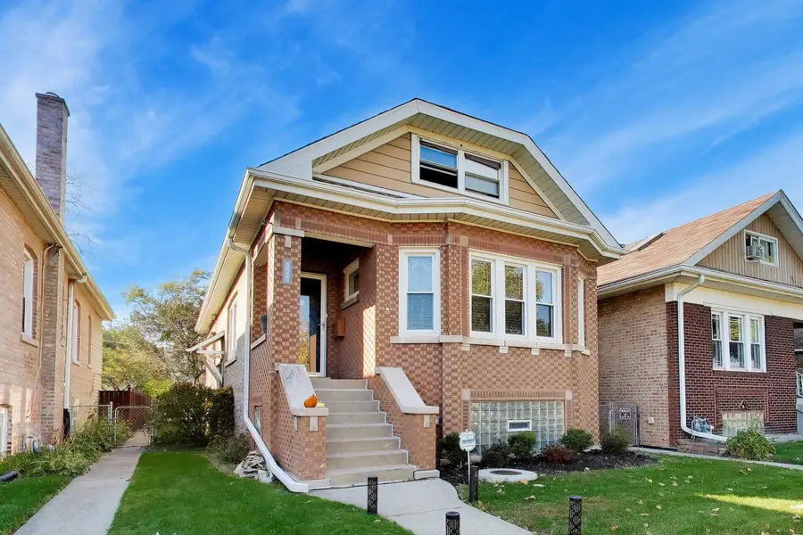 2734 Wesley Avenue, Berwyn, IL 60402 - #2