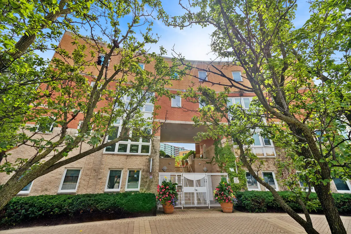 1889 Maple Avenue #E2, Evanston, IL 60201 - #1