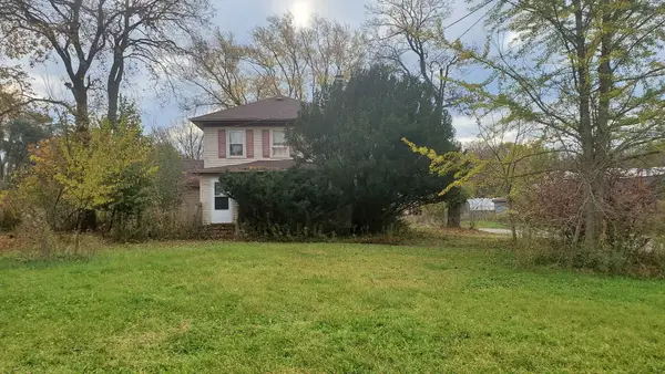 700 Mchenry Avenue, Woodstock, IL 60098