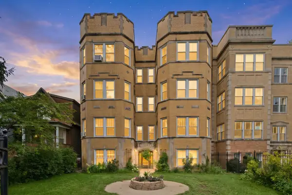 2640 W Logan Boulevard #102, Chicago, IL 60647