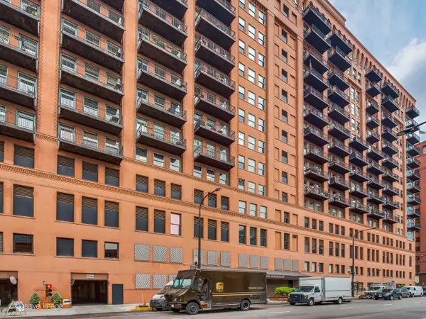 165 N Canal Street #1412, Chicago, IL 60606