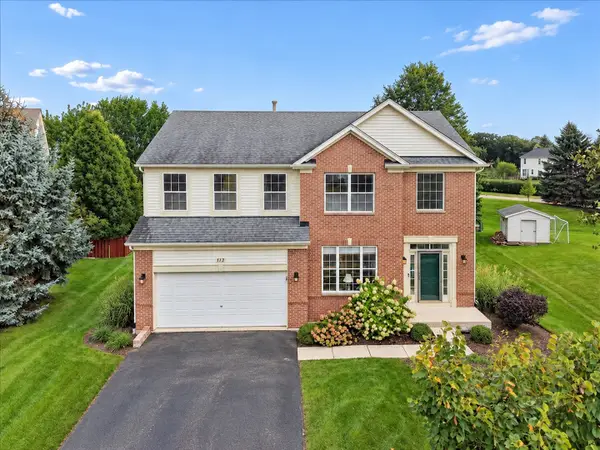 214 Thrush Circle, Lindenhurst, IL 60046