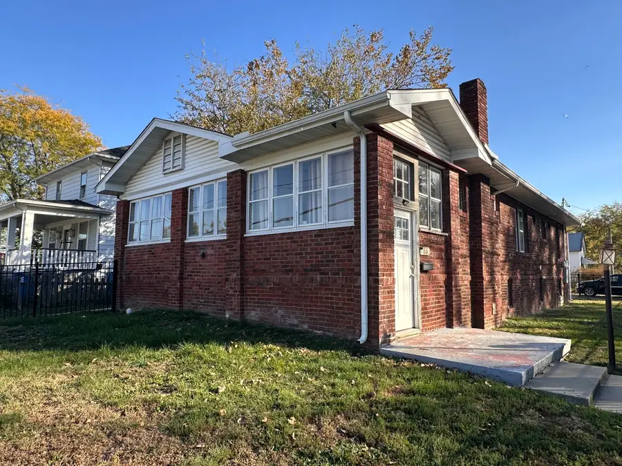 116 Mcfall Street, Benton, IL 62812 - #2