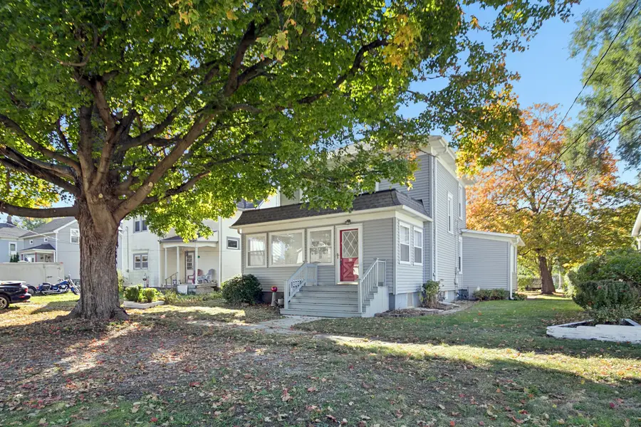 260 W 3rd Avenue, Clifton, IL 60927 - #2