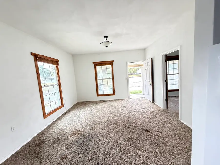 626 S Saint Louis Street, Sparta, IL 62286 - #3