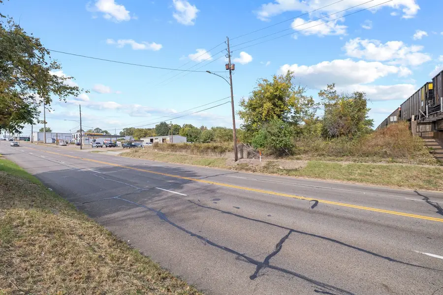 1402 New Boston Road, Texarkana, TX 75501 - #2