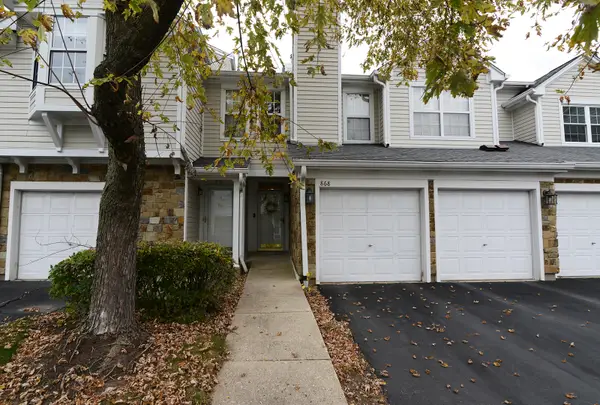 868 Sparta Court #868, Vernon Hills, IL 60061