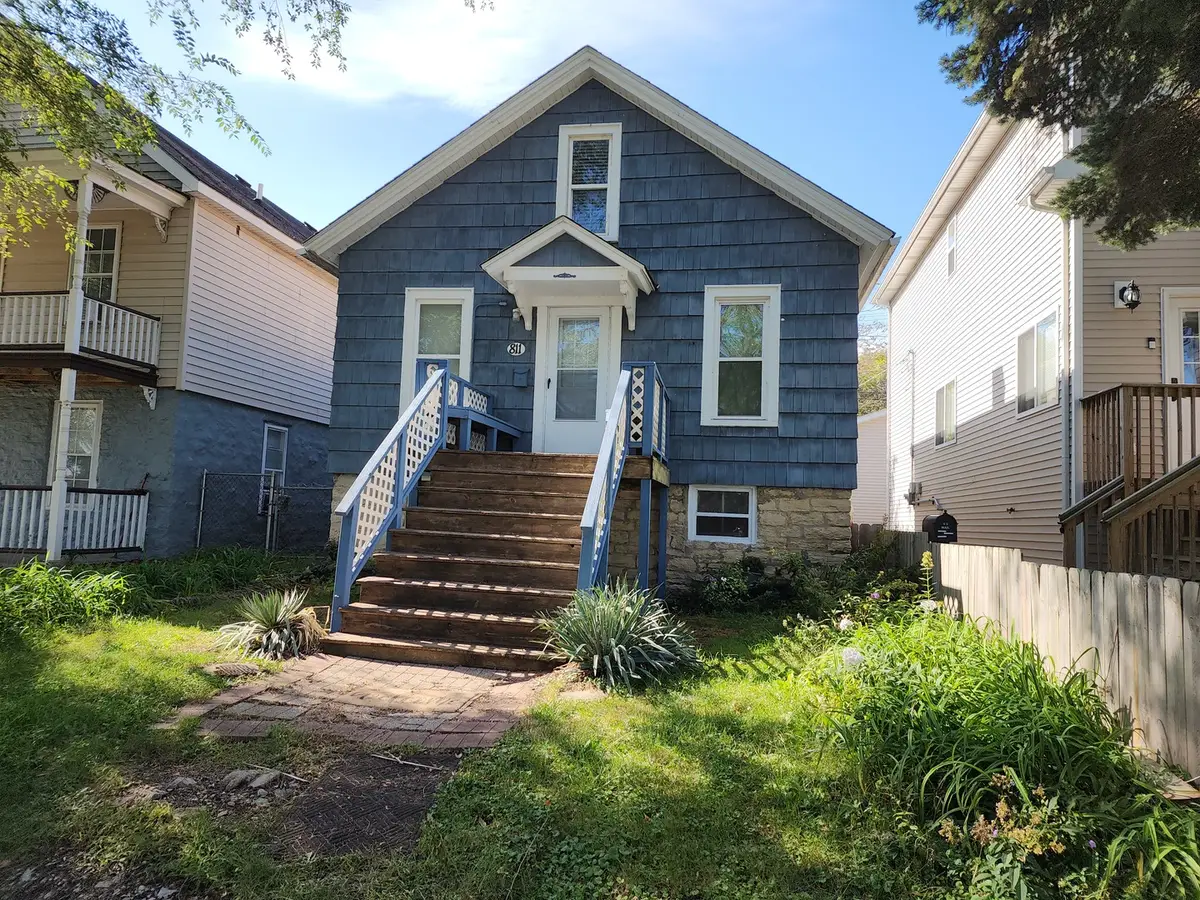 811 N Bluff Street, Joliet, IL 60435 - #1
