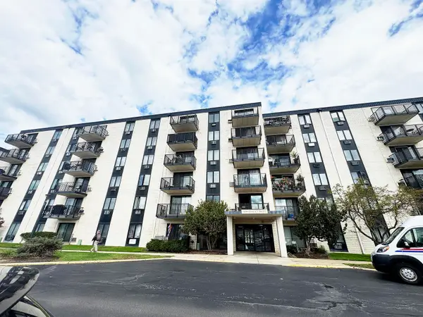 9098 W Terrace Drive #4-K, Niles, IL 60714