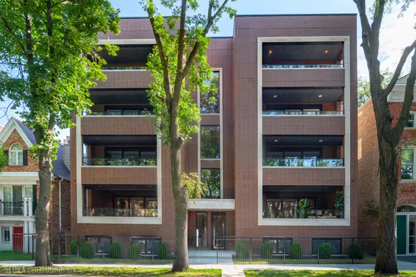 1839 N Dayton Street #303, Chicago, IL 60614