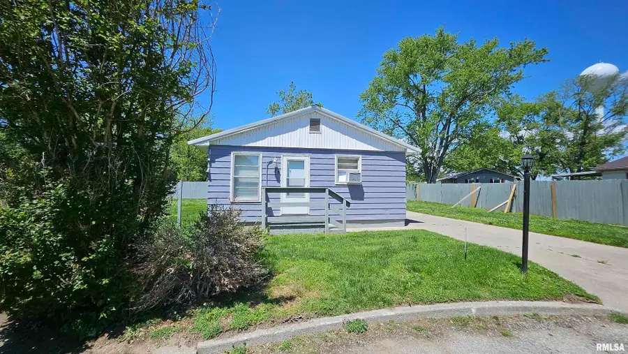 84 Yakima Circle, McClure, IL 62957 - Image #2