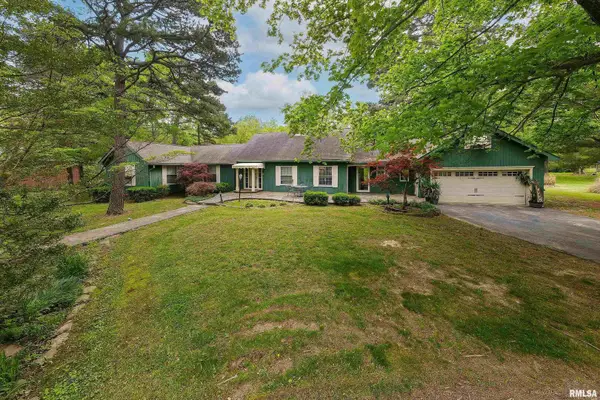 2525 Edgewood Lane, Carbondale, IL 62901