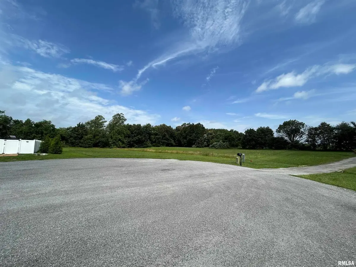 6617 Flyway Circle, Carbondale, IL 62902 - Image #1