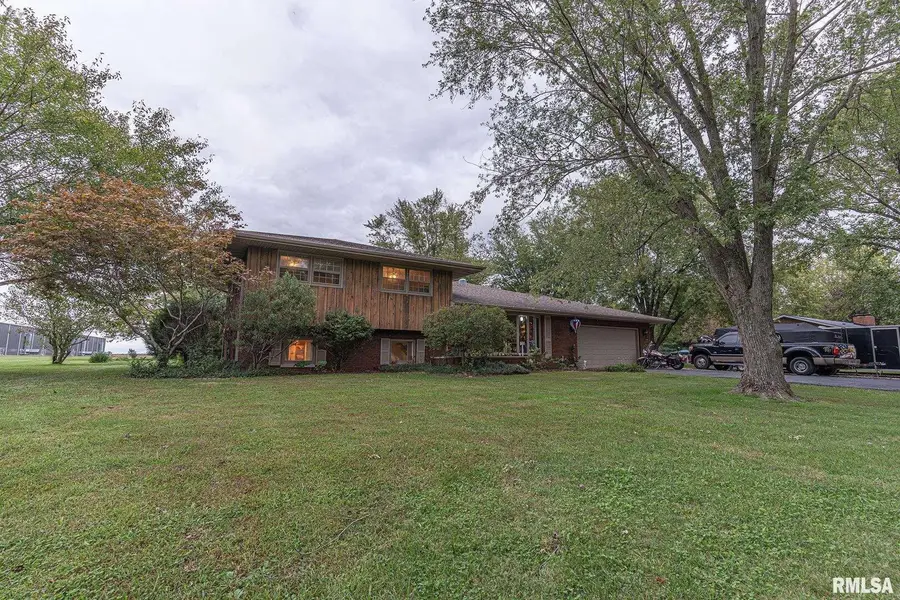 2022 W Main Street, Salem, IL 62881 - Image #3