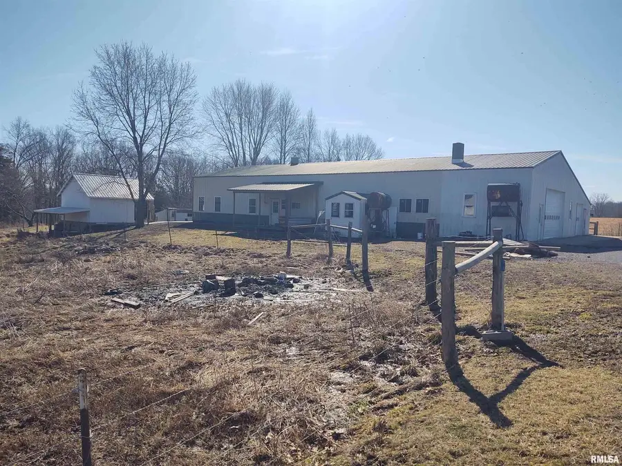 425 Pioneer Lane, Vienna, IL 62995 - Image #3