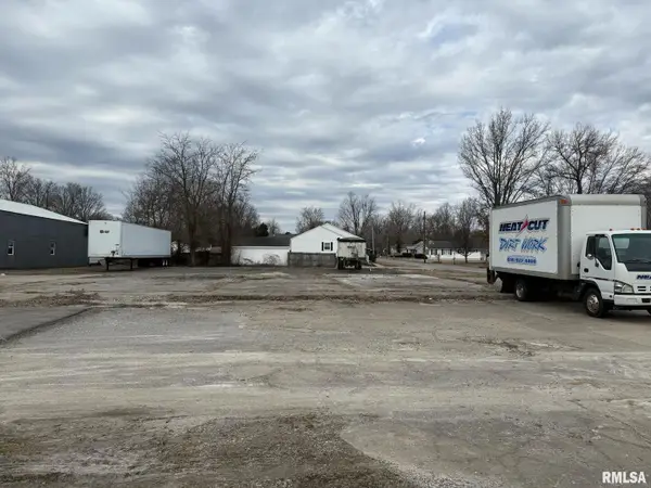 1200 S Court Street, Marion, IL 62959