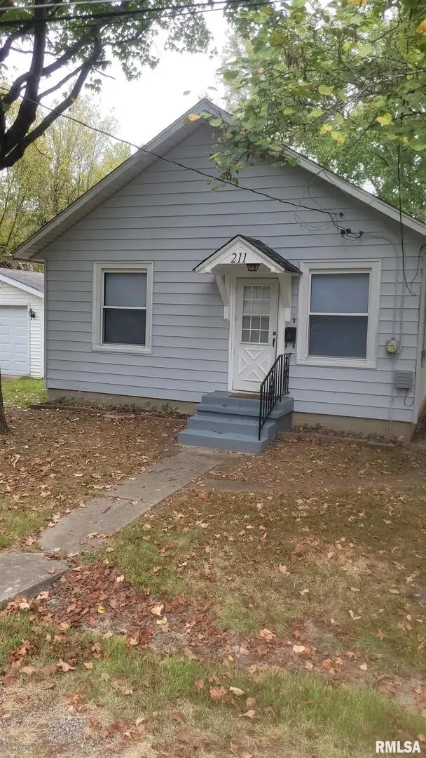 211 W Bryan Street, Herrin, IL 62948 - Image #1