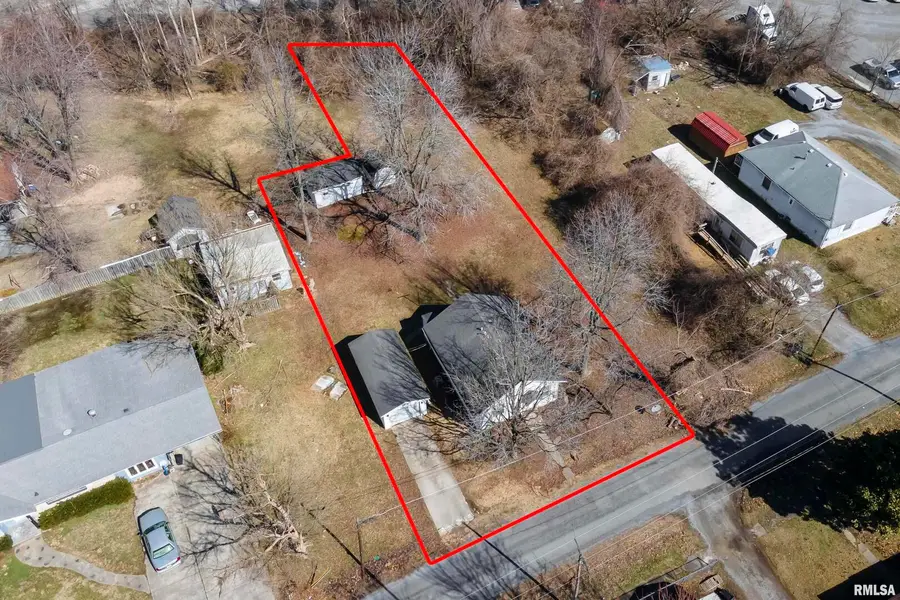 211 W Bryan Street, Herrin, IL 62948 - Image #2