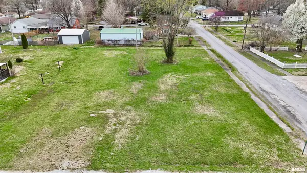 1102 E 6th Street, West Frankfort, IL 62896