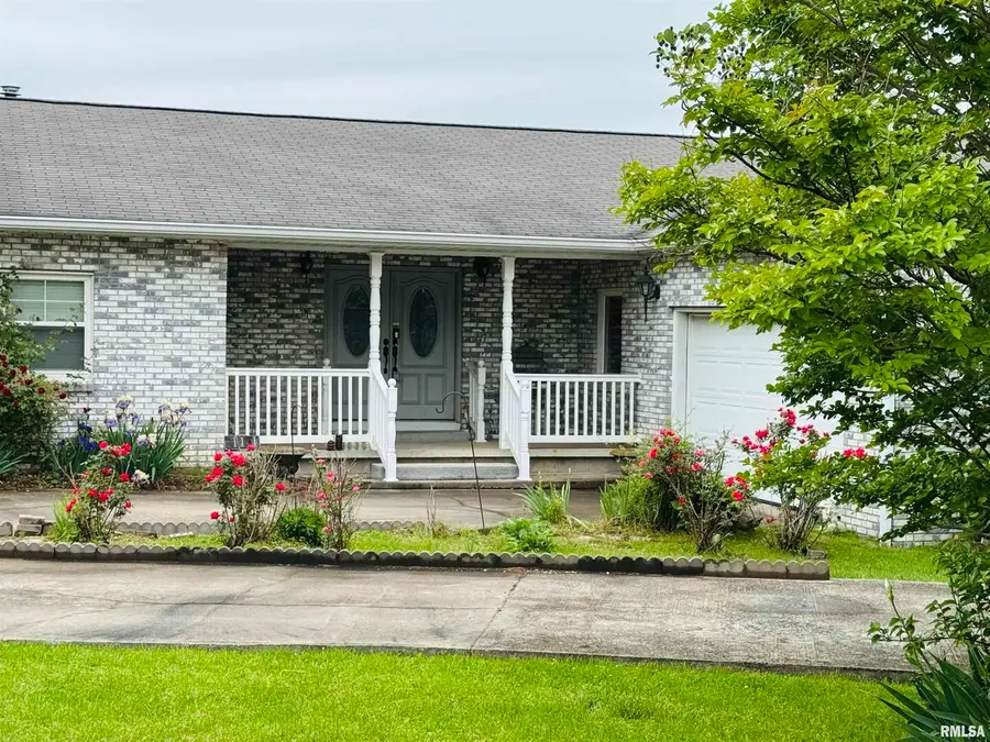 111 Stork Street, Anna, IL 62906-0000 - #3