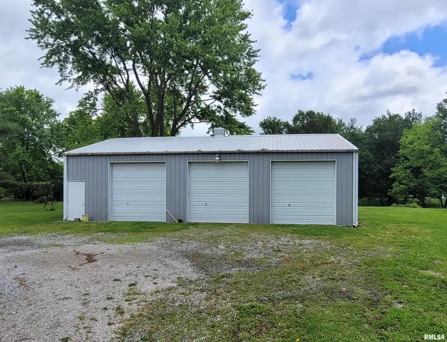 3614 S Hotze Road, Salem, IL 62881 - Image #3