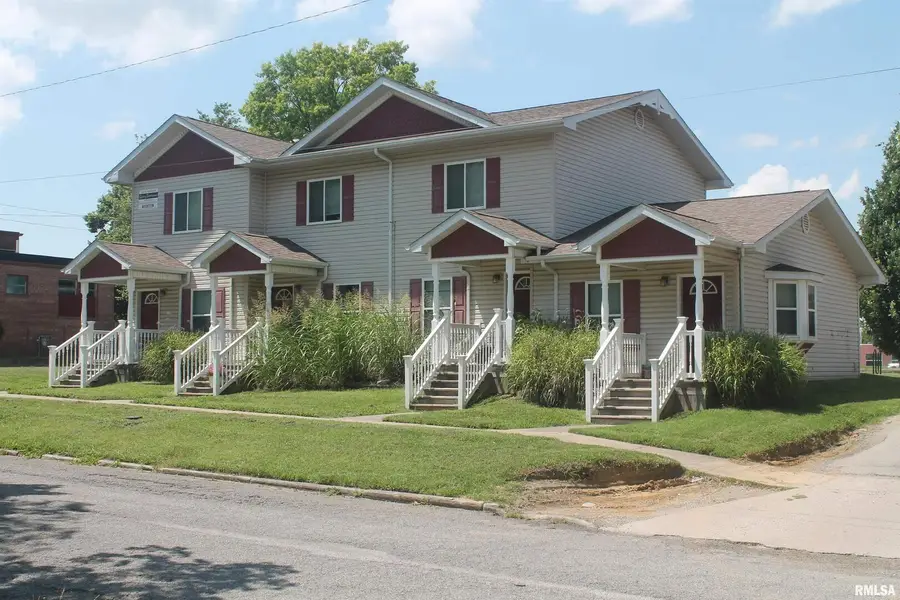 310-312 W Monroe Street #4, Carbondale, IL 62901 - Image #2