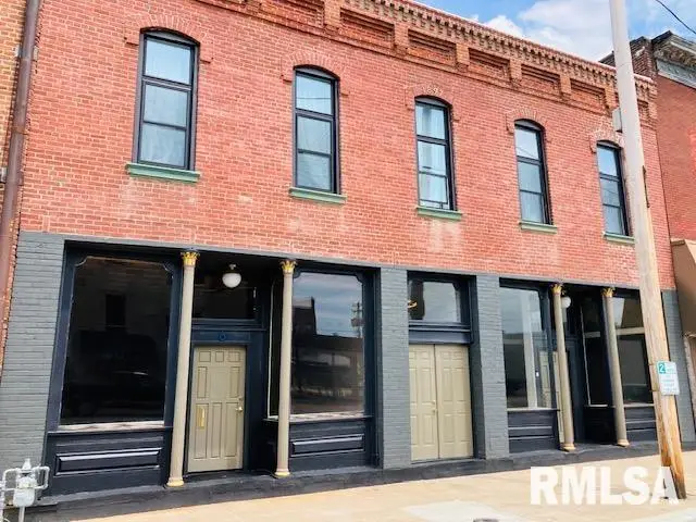 6 S Division Street, Du Quoin No 2, IL 62832 - Image #1