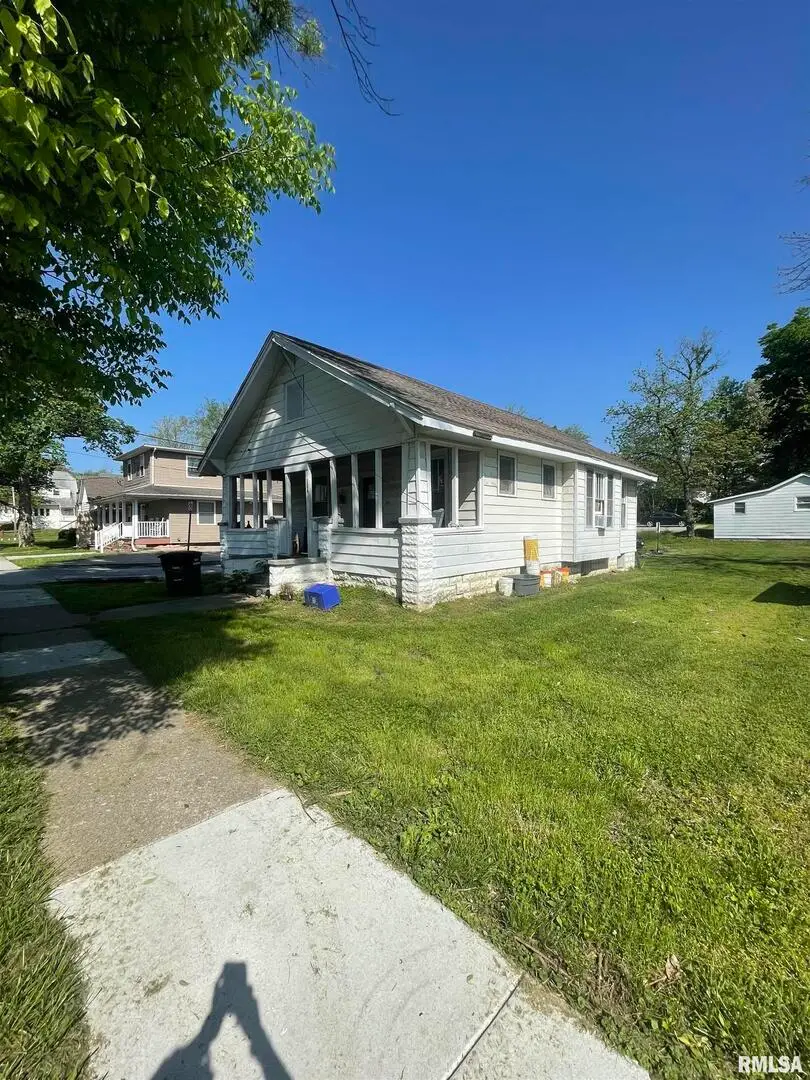 306 W Cherry Street, Carbondale, IL 62901 - Image #2