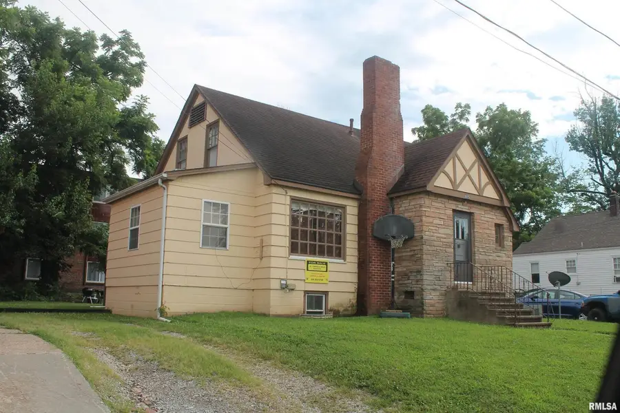 605 W Freeman Street, Carbondale, IL 62901 - Image #3