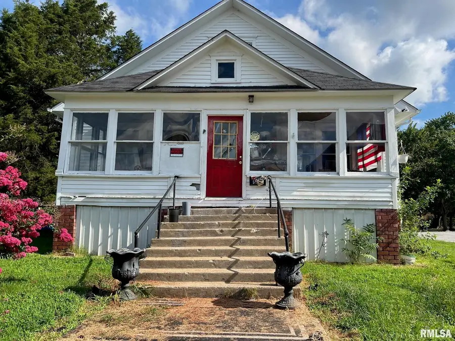 503 E Poplar Street, West Frankfort, IL 62896 - Image #2