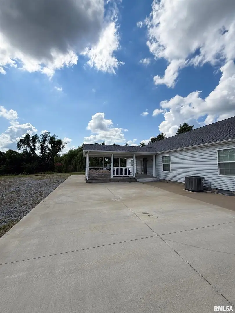 8860 Shawnee Hill Road, Gold Hill, IL 62946 - Image #2