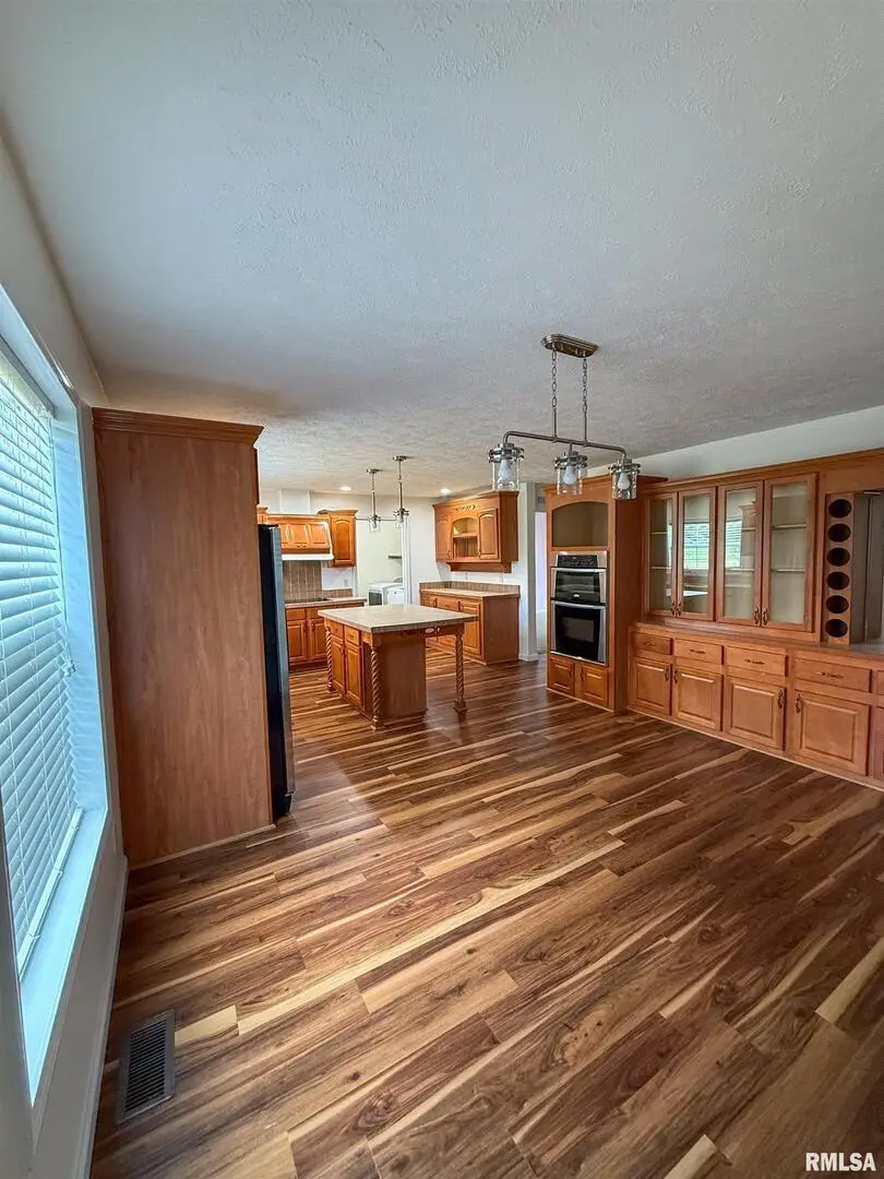 8860 Shawnee Hill Road, Gold Hill, IL 62946 - Image #3