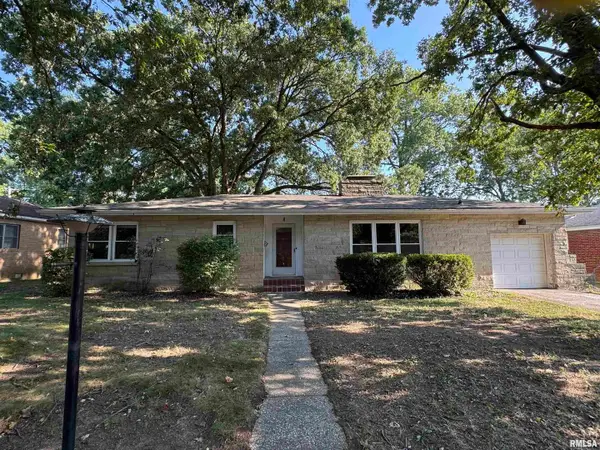 8 Northbrook Drive, Mt Vernon, IL 62864