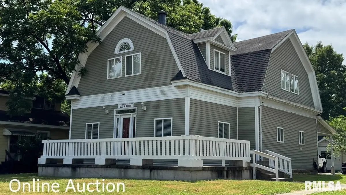323 W Walnut Street, Carbondale, IL 62901 - #1