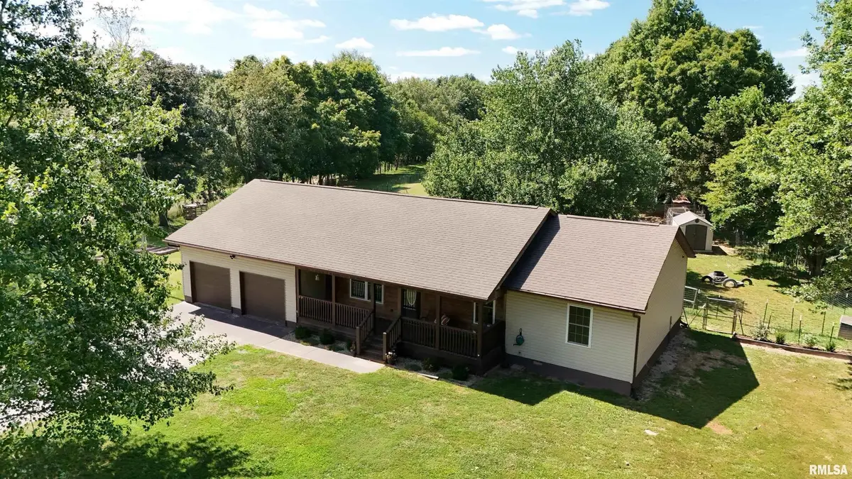 2517 Cherrybark Lane, Flora, IL 62839 - Image #1