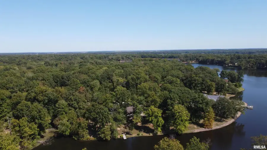 15316 Lakepoint Drive, Benton, IL 62812 - Image #3