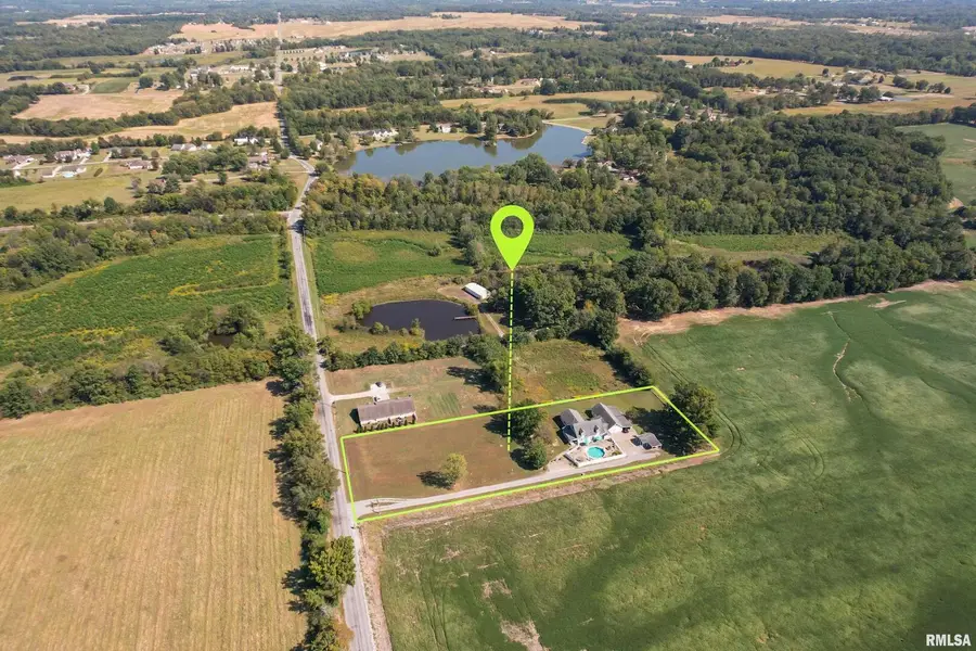 11939 Cochran Road, Marion, IL 62959 - Image #2