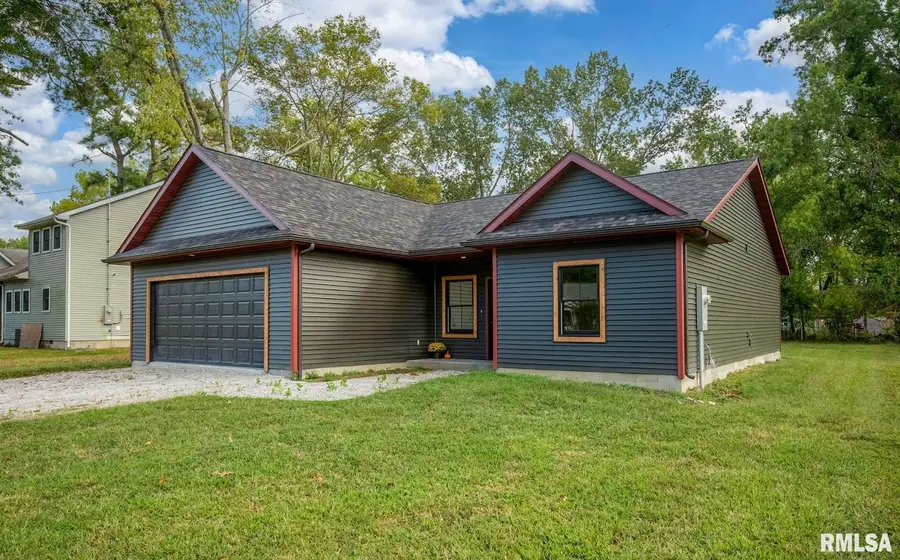 207 S Rowatt Street, Cambria, IL 62915 - Image #2