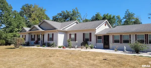 1670 Woods Lane, Centralia, IL 62801