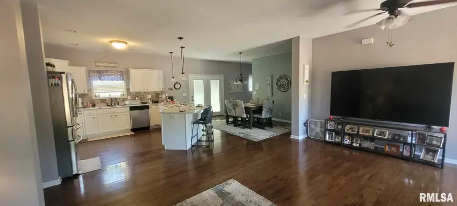 1670 Woods Lane, Centralia, IL 62801 - Image #3