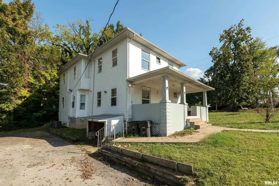 609 S Poplar Street, Carbondale, IL 62901 - Image #3