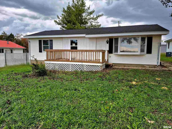 802 Dillard St Street, Eldorado, IL 62930