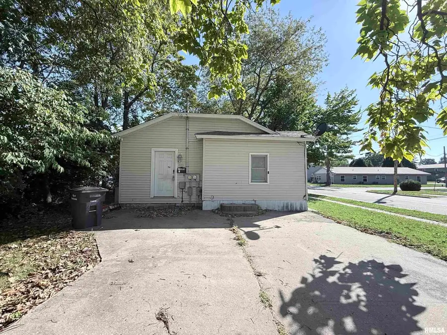 615 S Logan Avenue, Carbondale, IL 62901 - Image #3