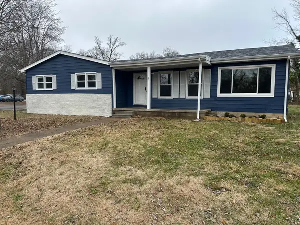 1350 Sebring Way, Carbondale, IL 62901