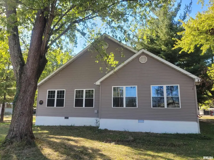 2611 Benton Road, Mount Vernon, IL 62864 - Image #2