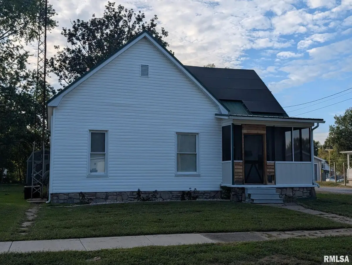 405 S State Street, Christopher, IL 62822 - Image #1